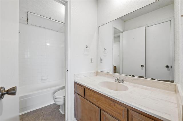 Building Photo - 2812 Ridgecrest Dr