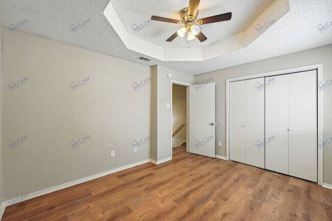 Building Photo - 210 Rolston Rd