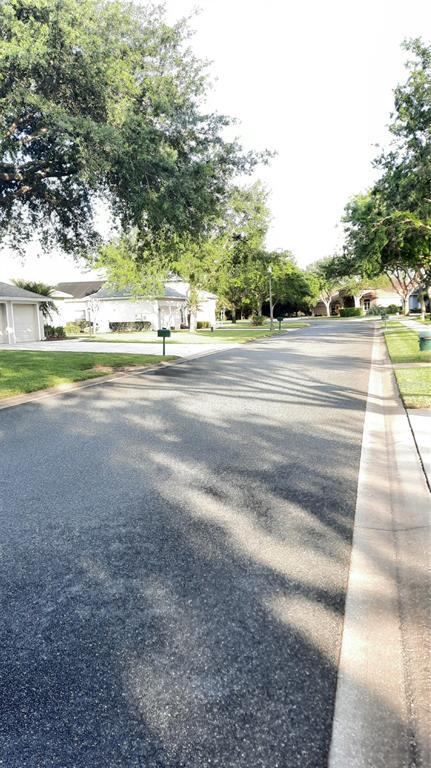 Building Photo - 1315 Elli Cir