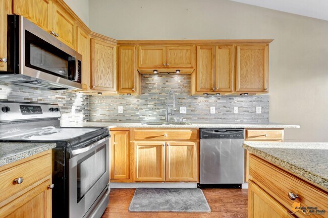 Building Photo - Campbell Four Bedroom Home with Garage