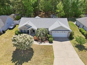 Building Photo - 722 Drawbridge Dr