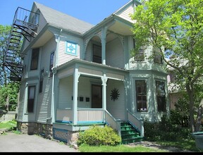 Building Photo - 34 Canfield Pl