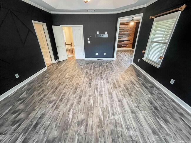 Building Photo - Kennesaw 4BR/3.5BA, Over 3700', 3-Car Garage