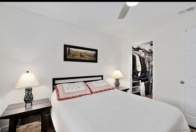 Building Photo - unit located in a private location within ...