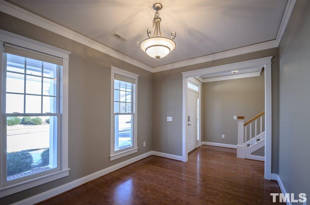 Building Photo - 202 Frontgate Dr