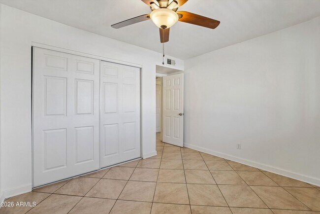 Building Photo - 7126 N 19th Ave