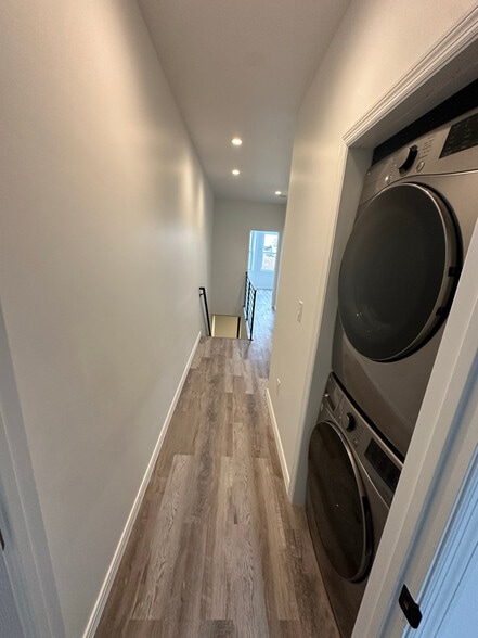 Building Photo - 1446 N 58th St