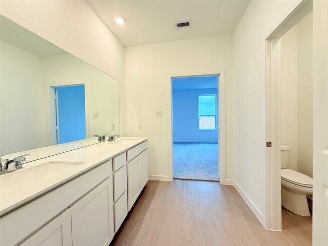 Building Photo - 3017 Waterwood Pass Dr