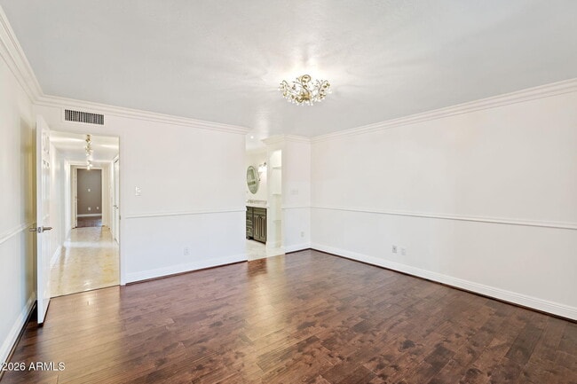 Building Photo - 2614 E Osborn Rd