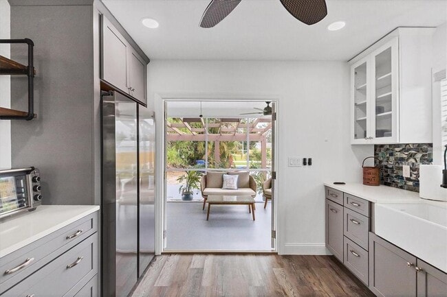 Building Photo - 843 Palmetto St