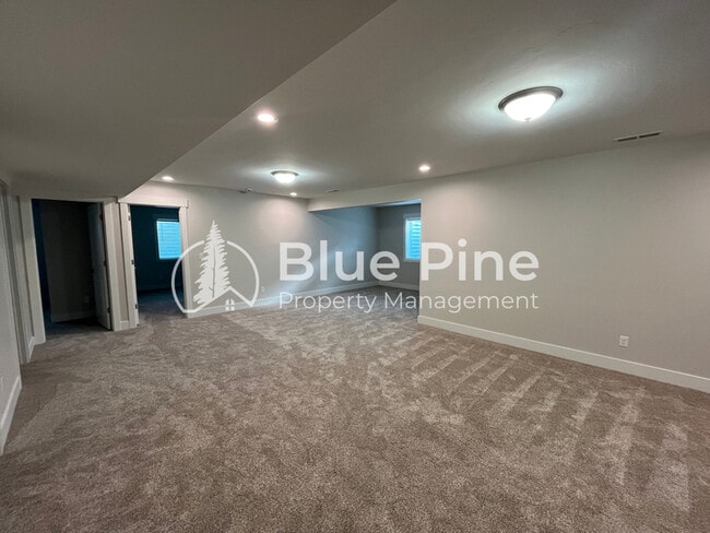 Building Photo - 185 Galena Smt Dr