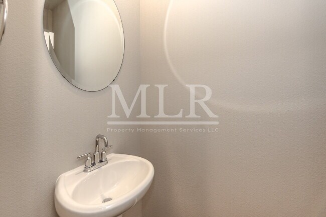 Building Photo - Elegant 4BR Covington Rental with Chef’s K...