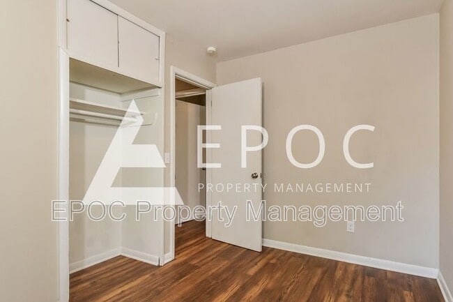 Building Photo - 1618 Brockett Ave