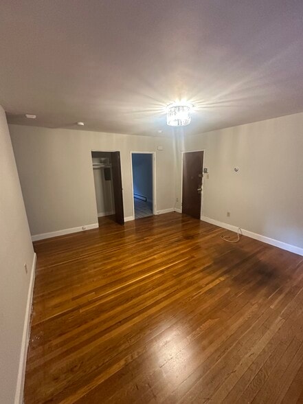 Building Photo - 63 Selkirk Rd