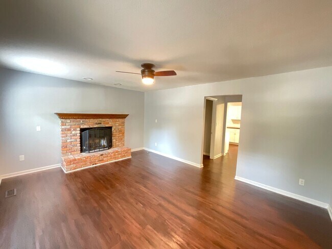 Building Photo - 267 Ashton Woods Dr