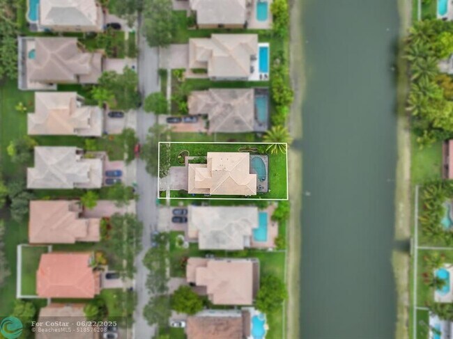 Building Photo - 16389 SW 31st St