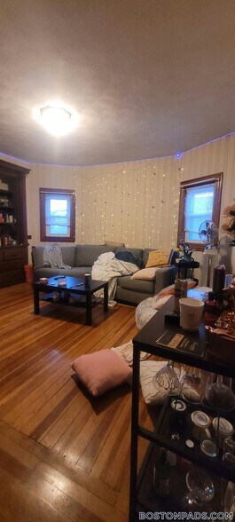 Building Photo - 258 Boston Ave