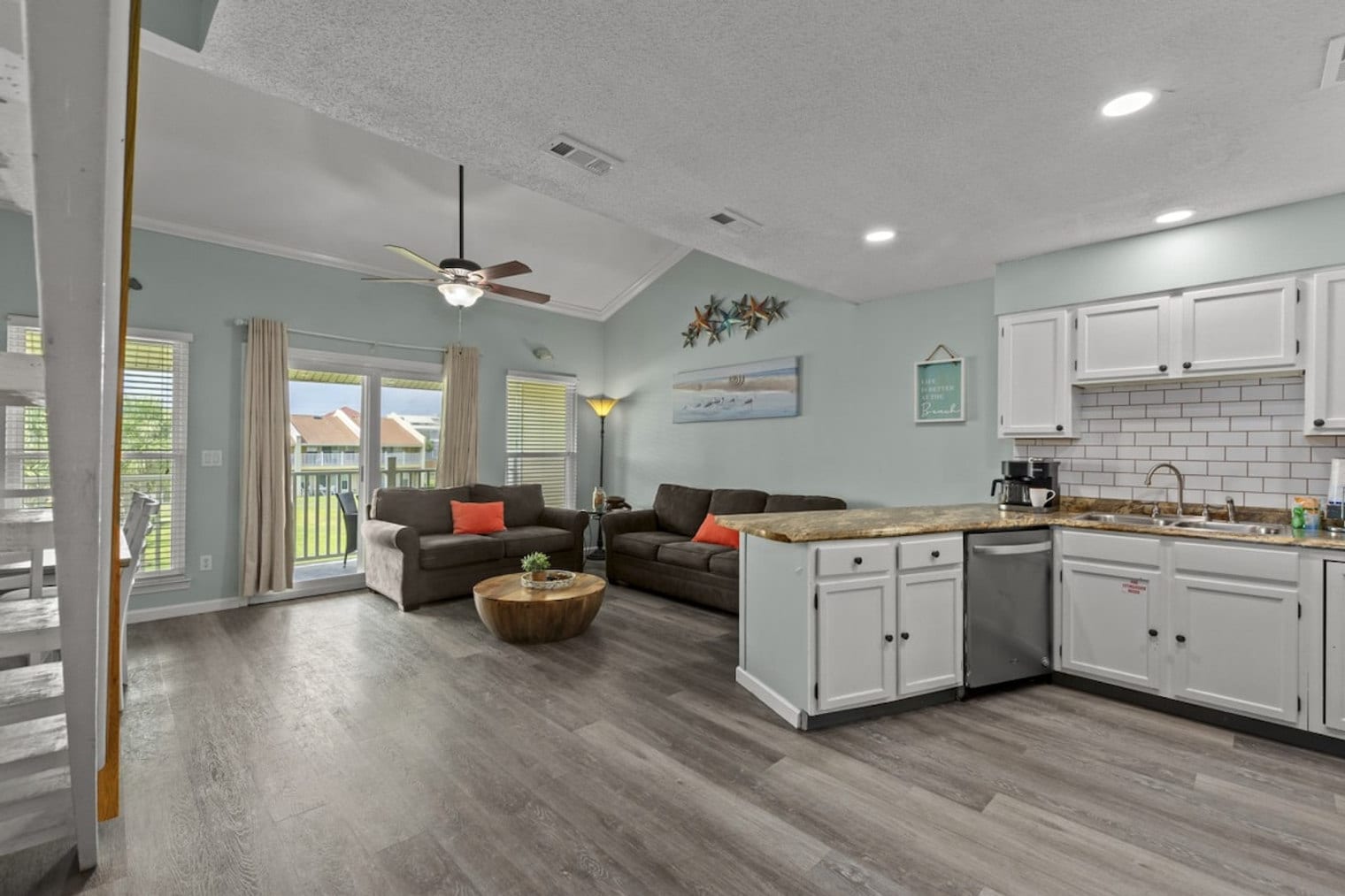 Building Photo - 1630 Scenic Gulf Dr