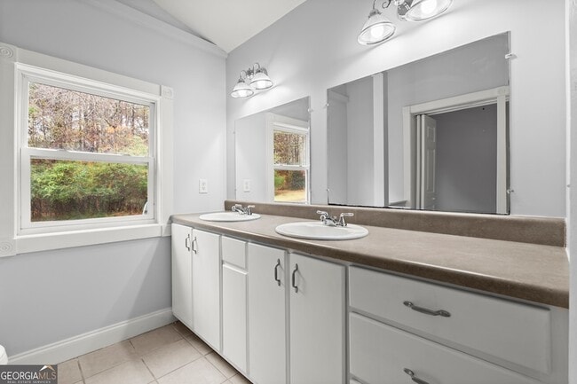 Building Photo - 235 Jenkins Rd