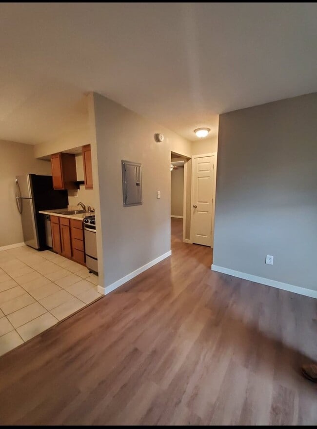 Building Photo - TriVista