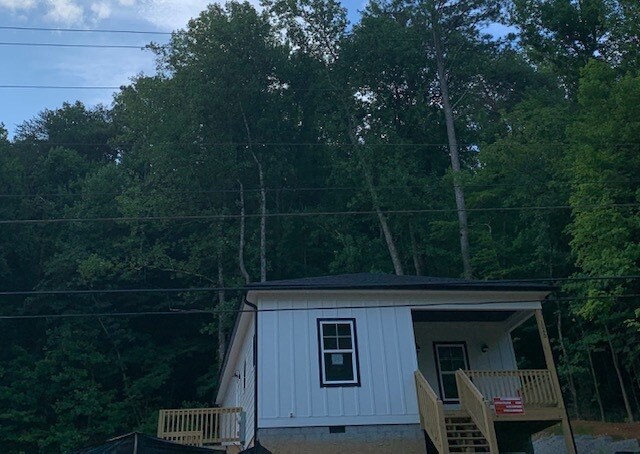 Building Photo - 1242 Browns Ferry Rd
