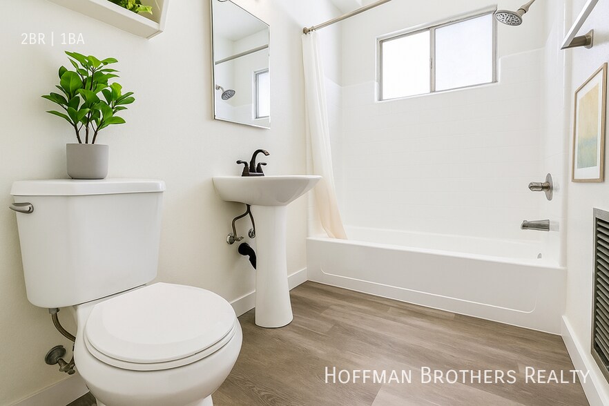 Building Photo - 4215 Don Tomaso Dr