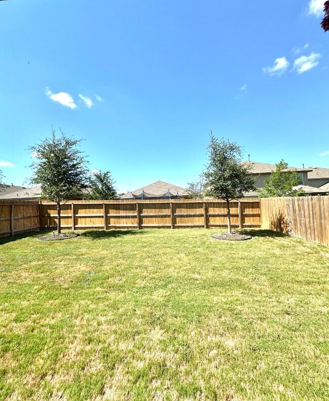 Building Photo - 14218 Minette Loop