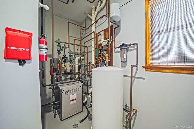 Building Photo - 26 Bokel Rd