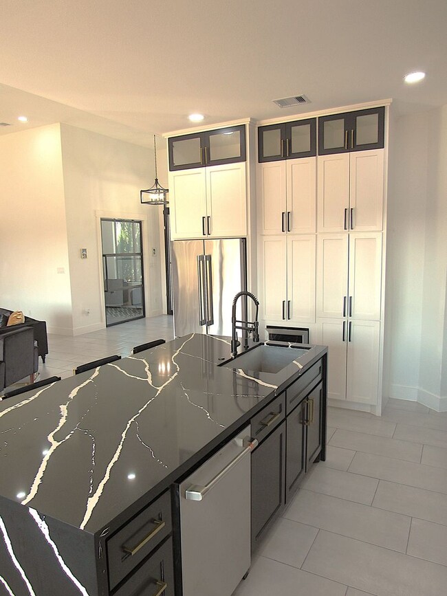 Building Photo - Resort Like Living in a Country Setting