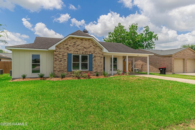 Building Photo - 122 Pebble Beach Dr