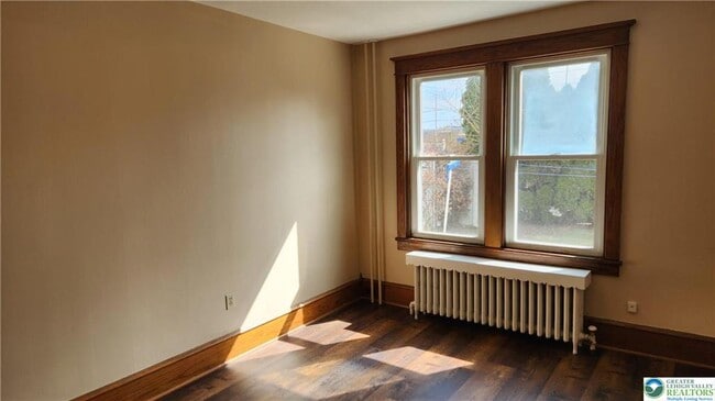 Building Photo - 4631 Lehigh Dr
