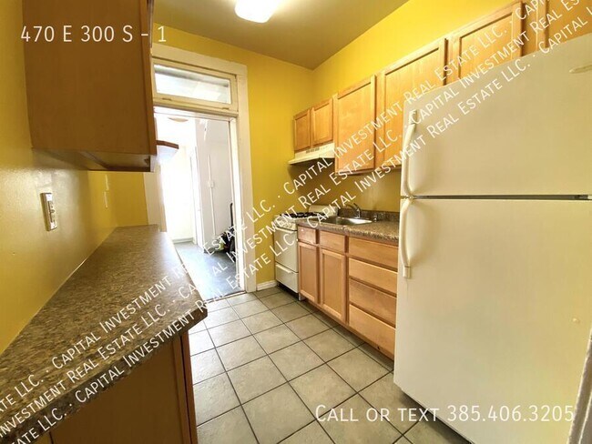 Building Photo - 470 E 300 S