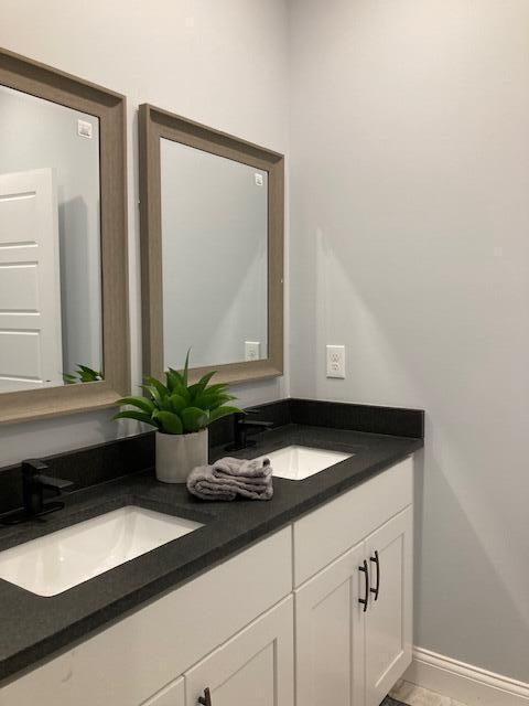 Building Photo - 1584 Higbee Mill Rd