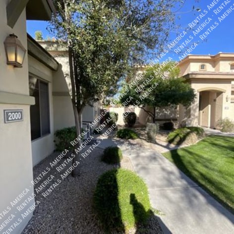 Building Photo - 2000 W Periwinkle Way