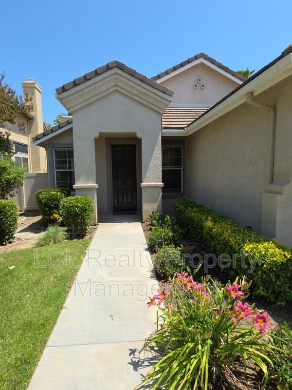 Building Photo - 28943 Baywater Dr