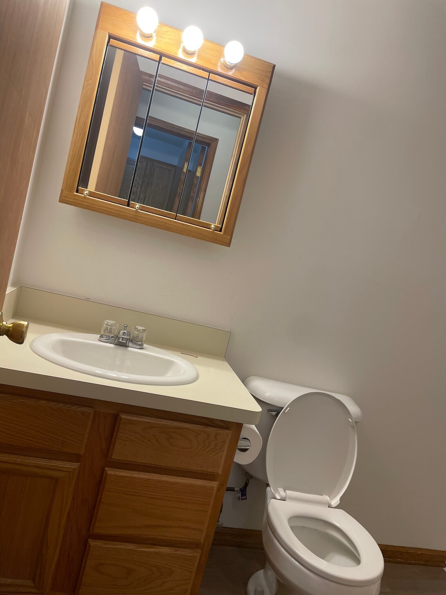 Building Photo - 2504 Eagles Circle