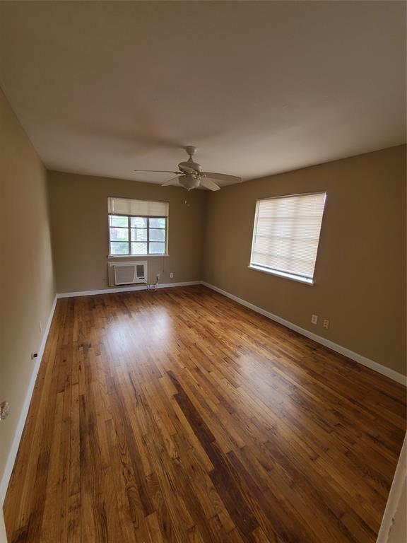 Building Photo - 1434 Lawson St
