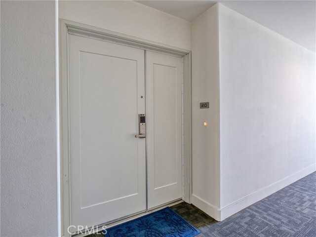 Building Photo - 56 E Duarte Rd