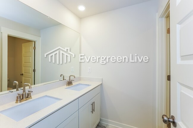 Building Photo - 856 Bur Oak Ct