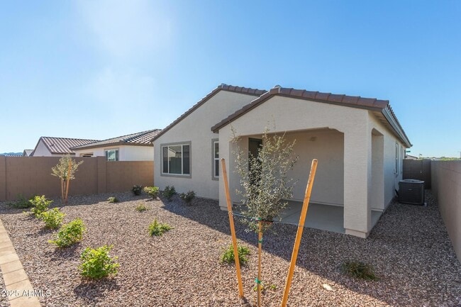 Building Photo - 3113 S 156th Ave