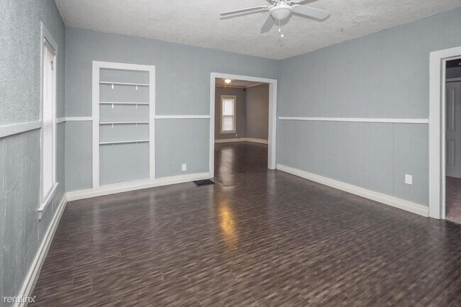 Building Photo - 3 br, 1 bath House - 114 Baker St