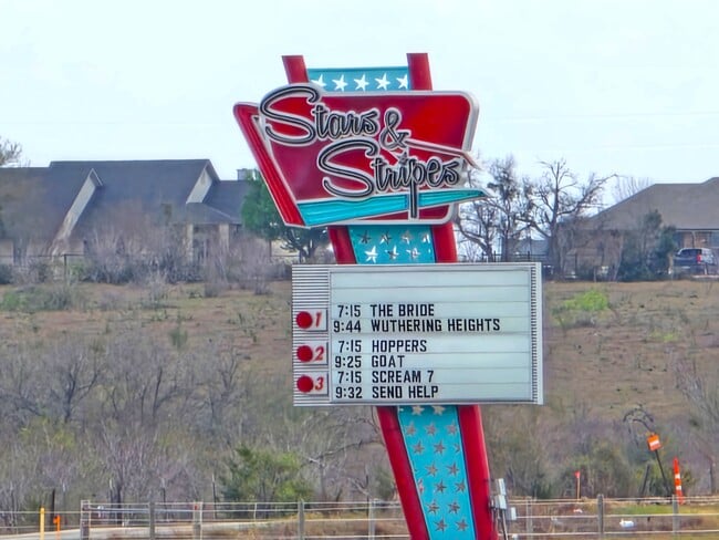 Building Photo - 963 Steeplebush