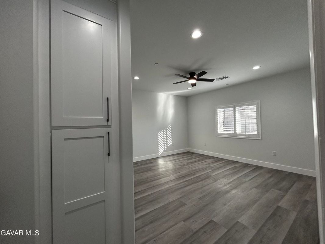 Building Photo - 3838 Balmont St