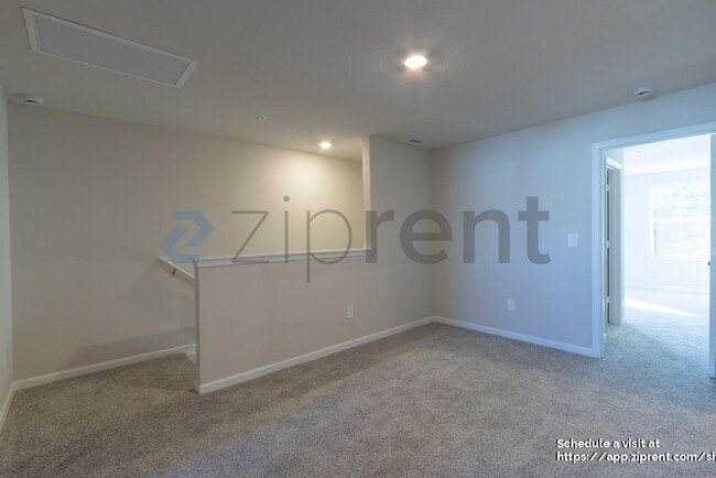 Building Photo - 458 Salisbury Cir