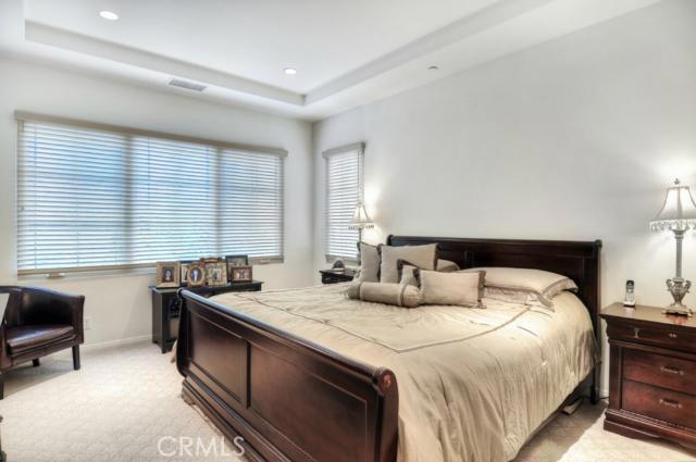 Building Photo - 41 Bianco