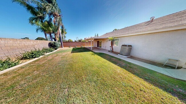 Building Photo - Beautifully Updated 3BR/2BA Single-Family Home in Rancho Cucamonga-Not a single step!