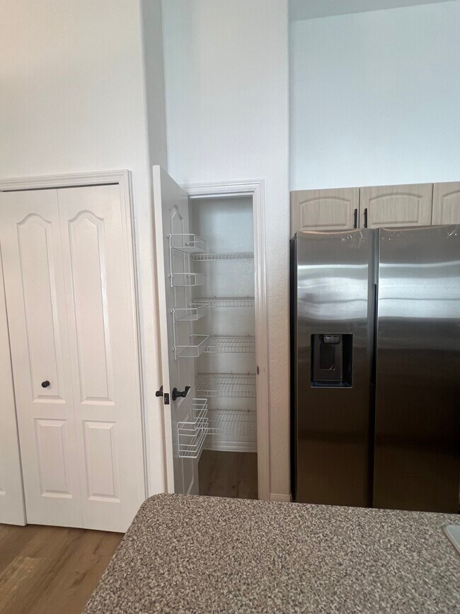 Building Photo - 2204 L Pavia Blvd