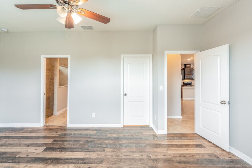 Building Photo - 1629 Cabbage Key Dr