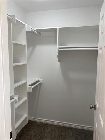 Building Photo - 521 E Sears St