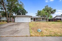 Building Photo - 6225 Ranier Way